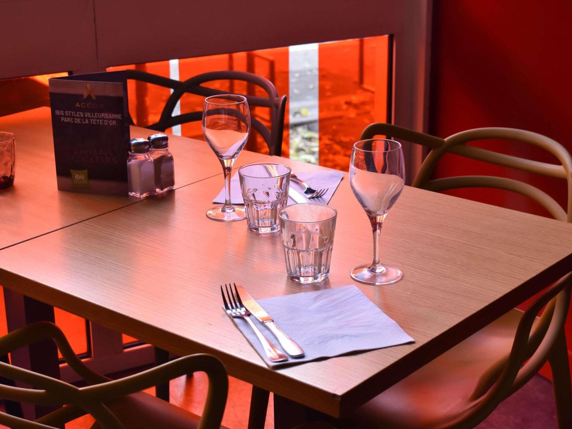 Ibis Styles Lyon Villeurbanne Parc De La Tete D'Or Esterno foto
